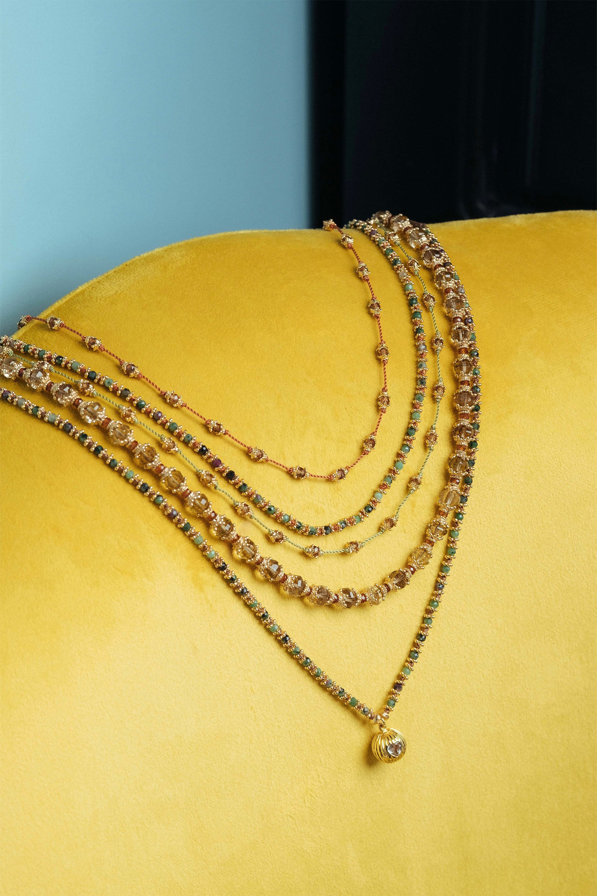 Collier Peony