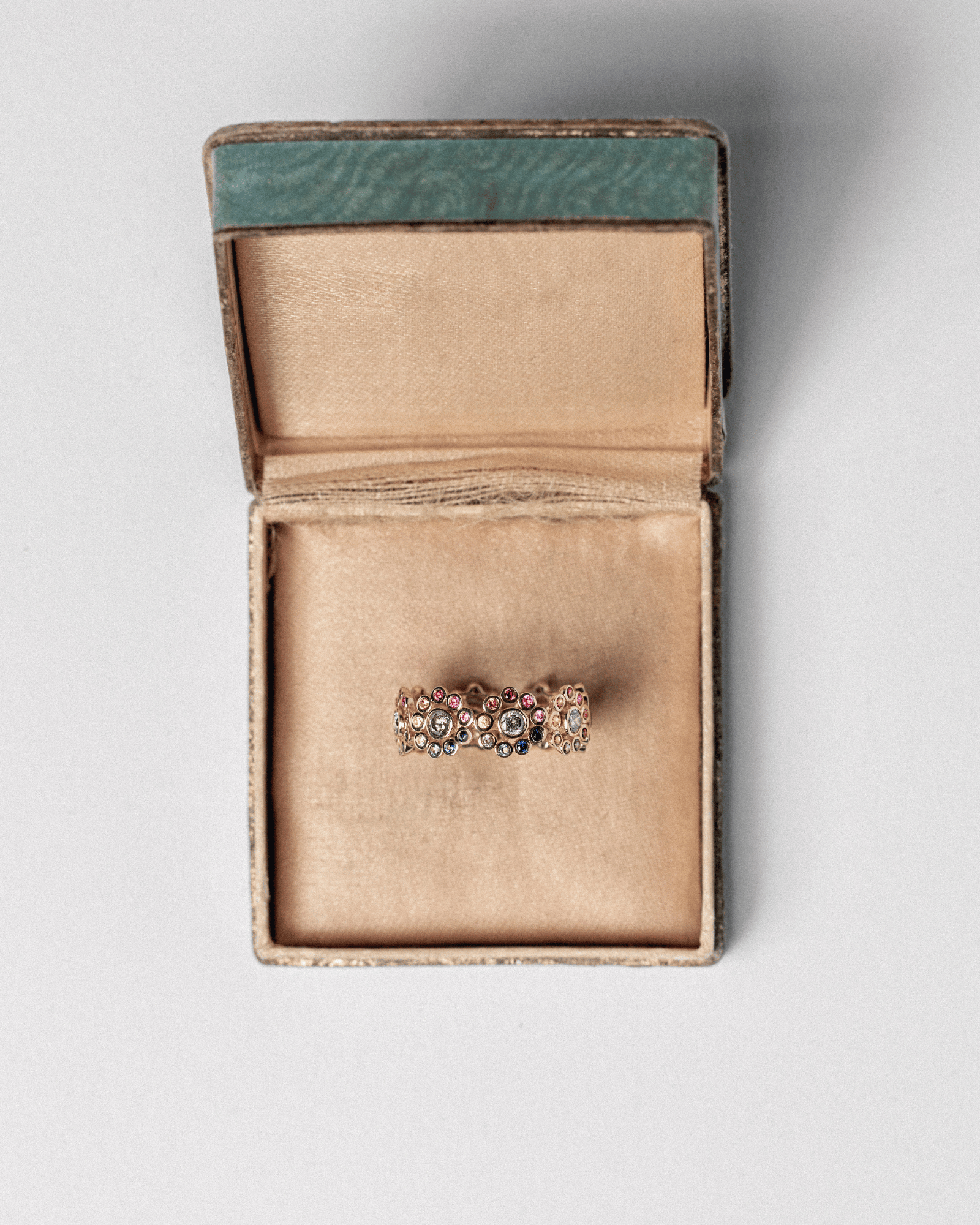 Bague Bopha full Diamants & Saphirs - TITYARAVY