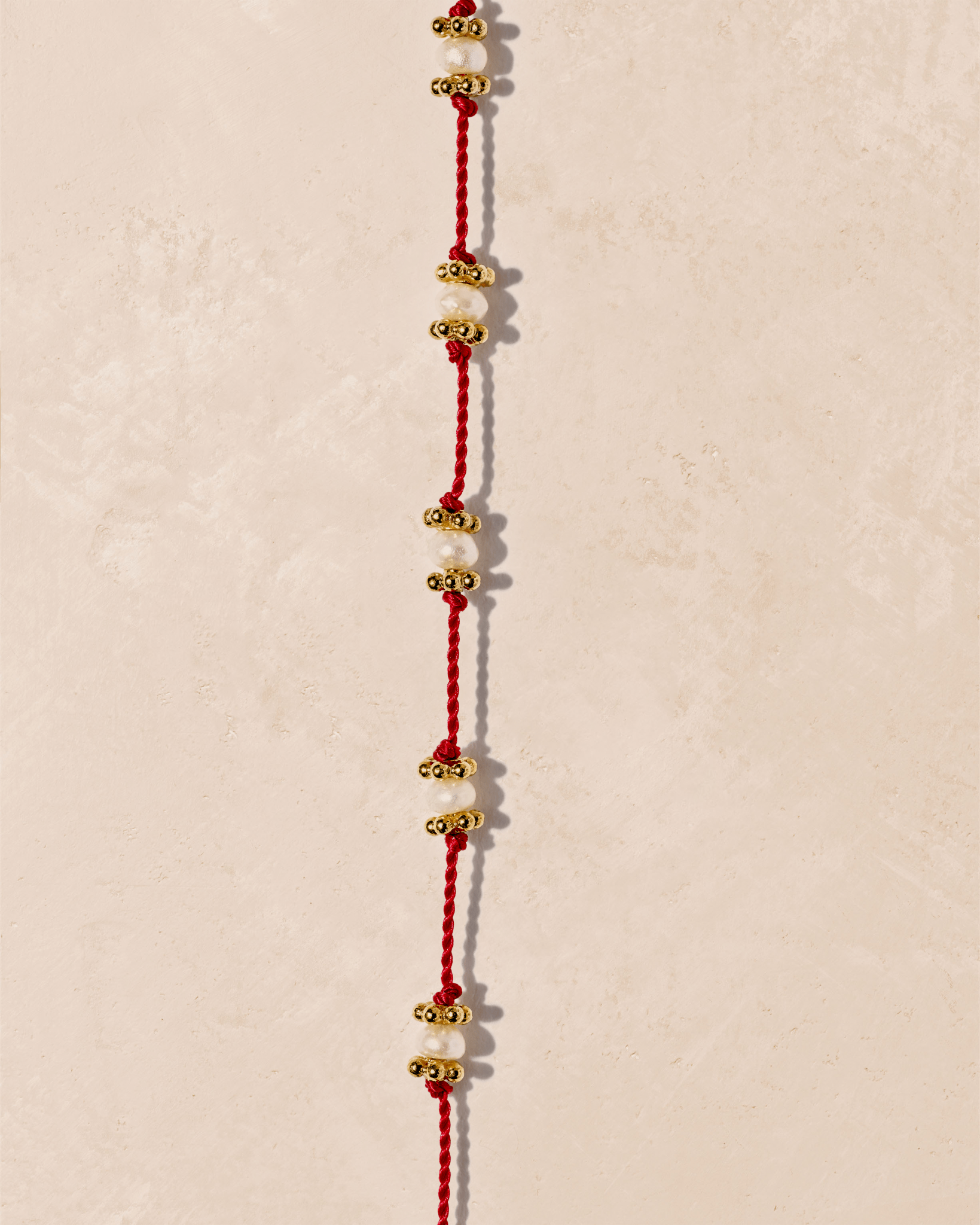 Bracelet Lotus rouge perles d'eau douce - TITYARAVY
