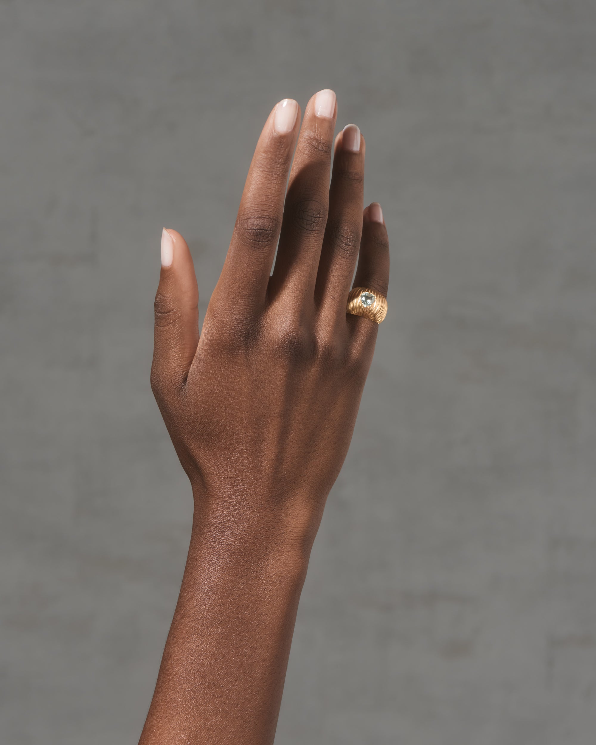 Bague Prema topaze bleue ciel