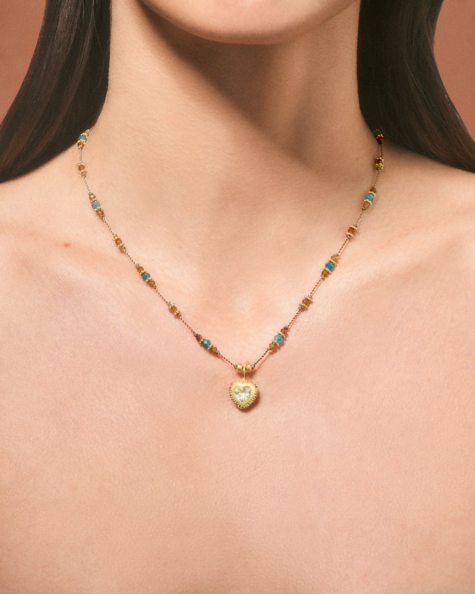 Collier Gini P Apatites - TITYARAVY