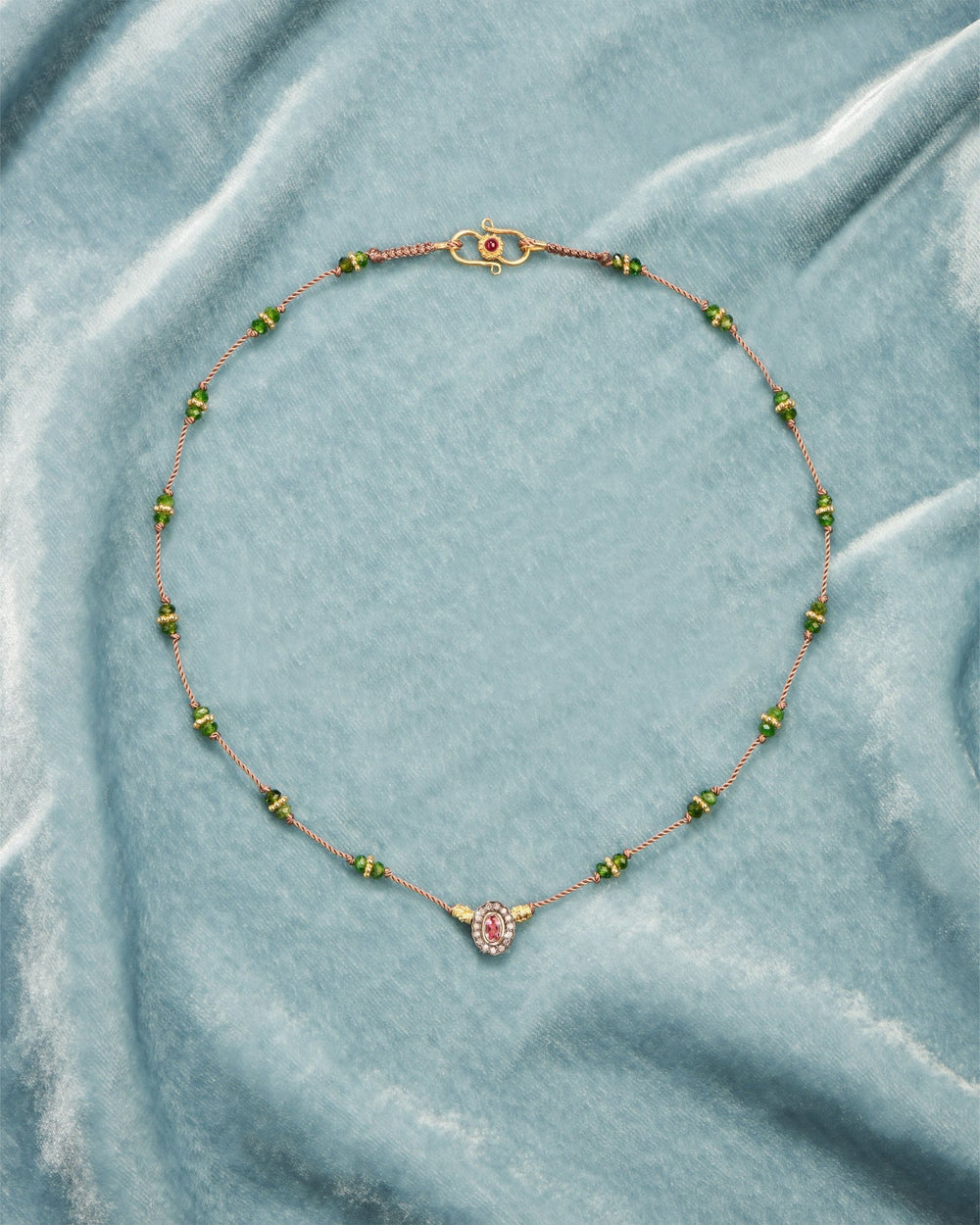 Collier Mony F - TITYARAVY