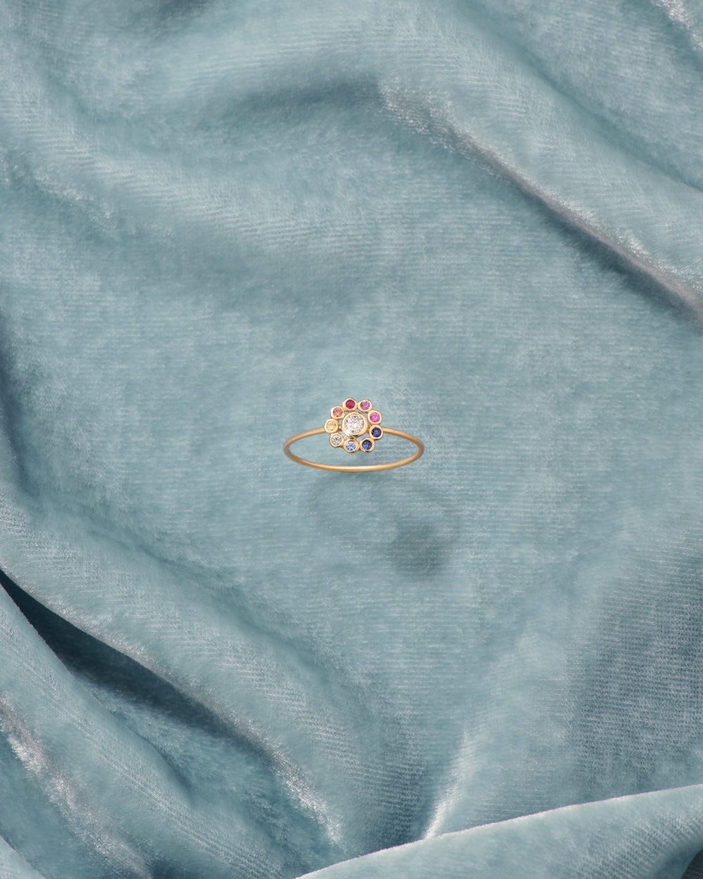 Ring Bopha Diamonds & Sapphires - TITYARAVY
